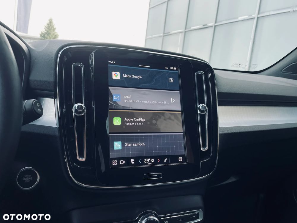 Volvo XC 40 B3 Plus Dark - 11