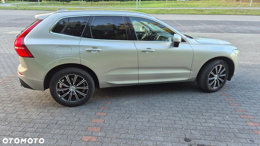 Volvo XC 60 T8 AWD Recharge Geartronic Inscription - 9