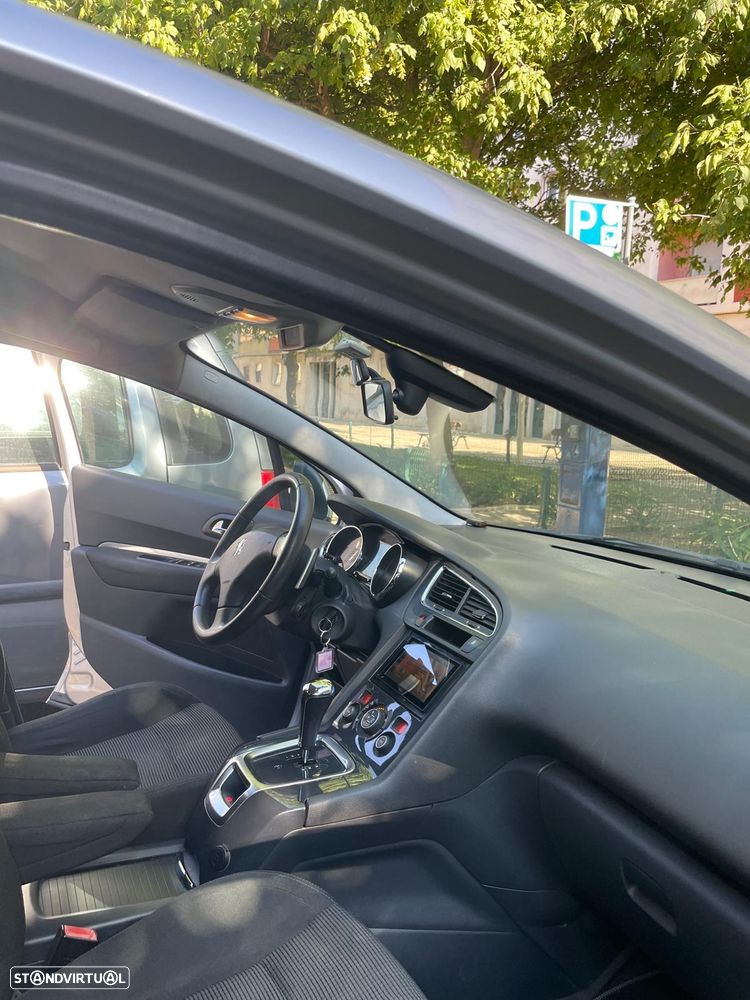 Peugeot 5008 1.6 HDi Executive CMP6 - 13