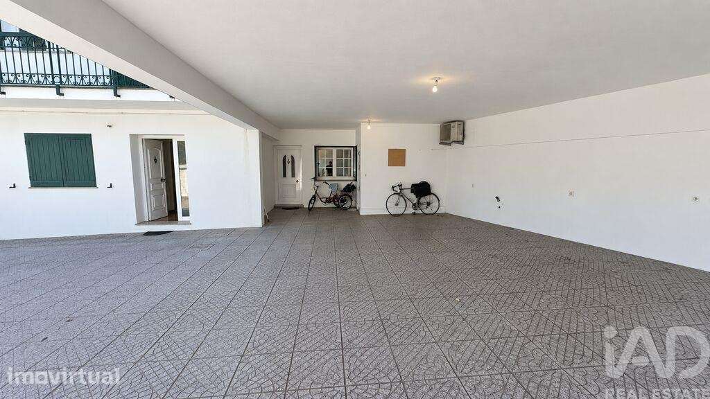 Casa / Villa T4 em Ardegão, Freixo e Mato de 267 m2 - Grande imagem: 2/31