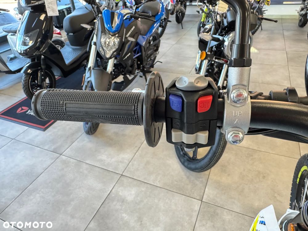 Barton FRX 125 - 12