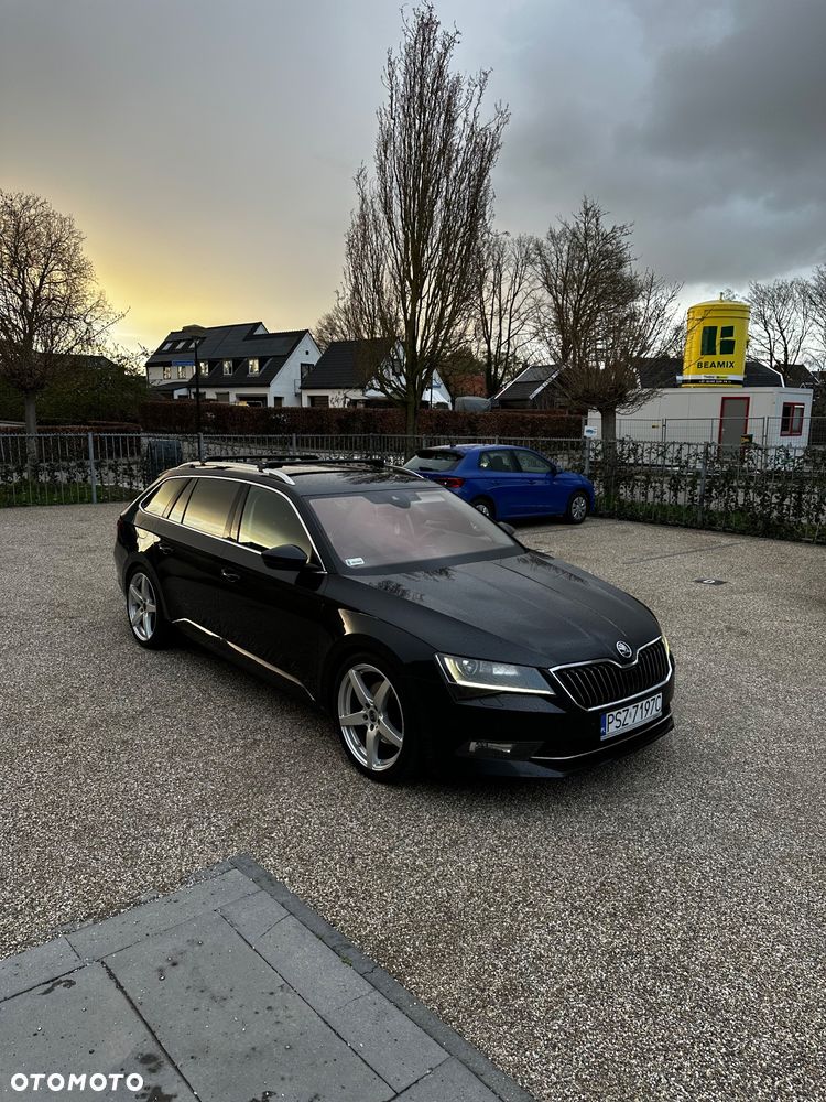 Skoda Superb 2.0 TDI L&K - 1