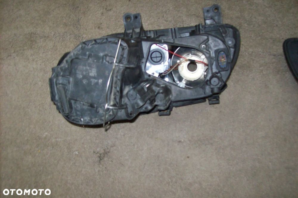 lampy przednie vw touran i - 9
