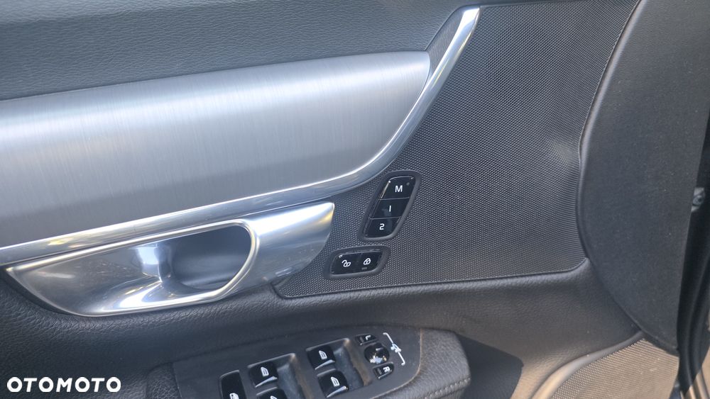 Volvo S90 T4 Geartronic Momentum - 16