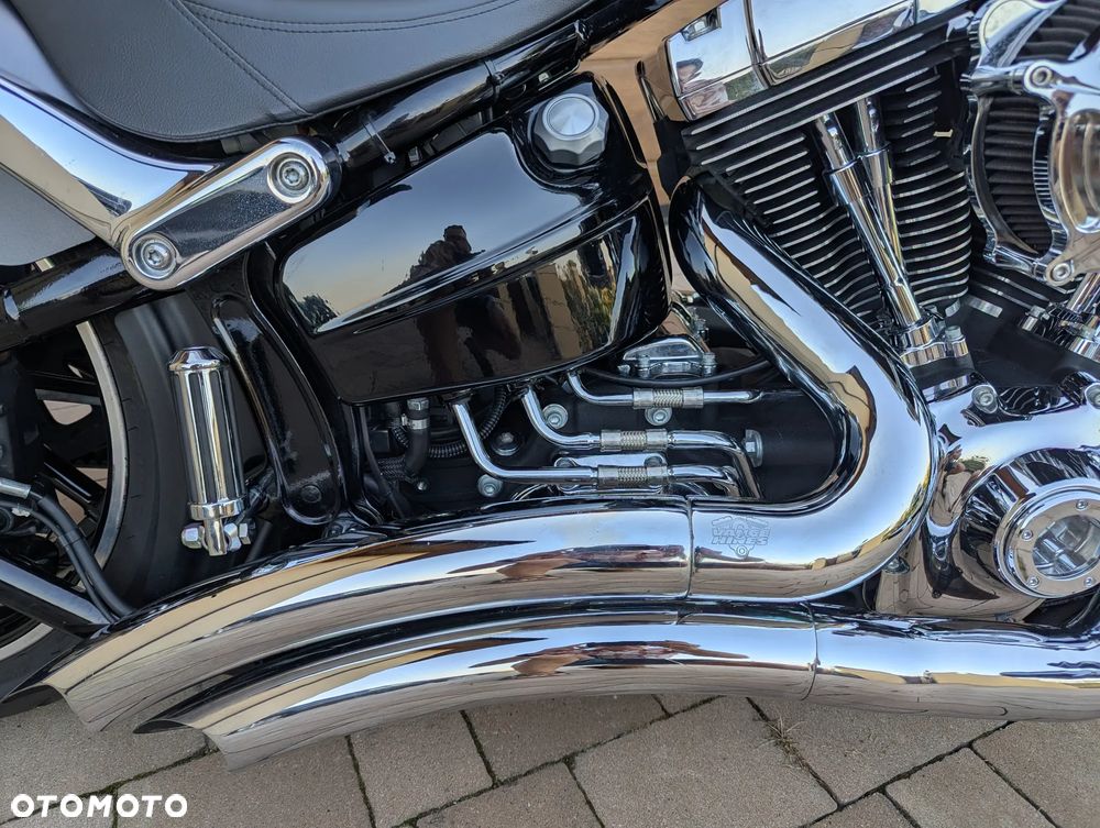 Harley-Davidson FXSB Breakout - 6