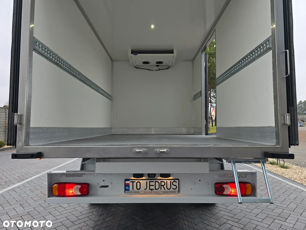 Renault MASTER IGLOPOL -30*C +25*C Carrier XARIOS 350 Podłączenie Stacjonarne 230 V ŁADOWNOŚĆ 840Kg WZMOCNIONE TYLNE ZWIESZENIE TEMPOMAT KLIMA HALOGENY KAMERA COFANIA SALON PL STAN JAK NOWY - 15