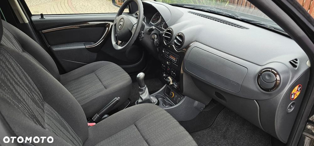 Dacia Duster 1.6 16V 4x2 - 7