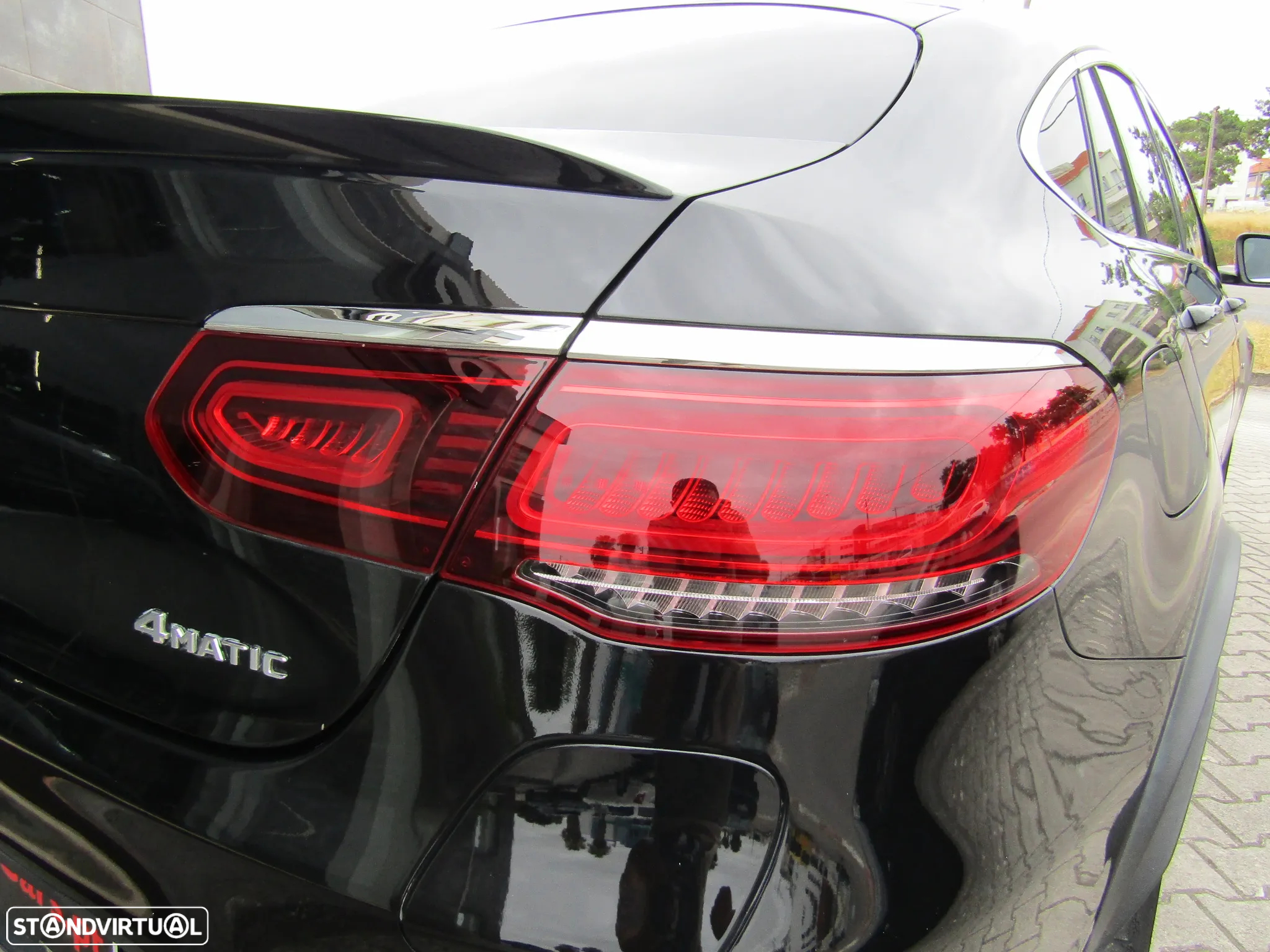 Mercedes-Benz GLC 300 de 4Matic - 9