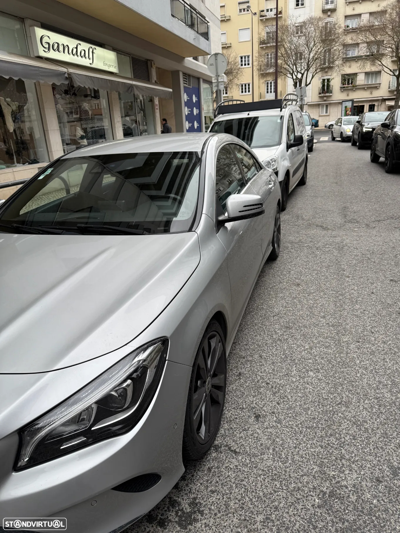 Mercedes-Benz CLA 220 - 9