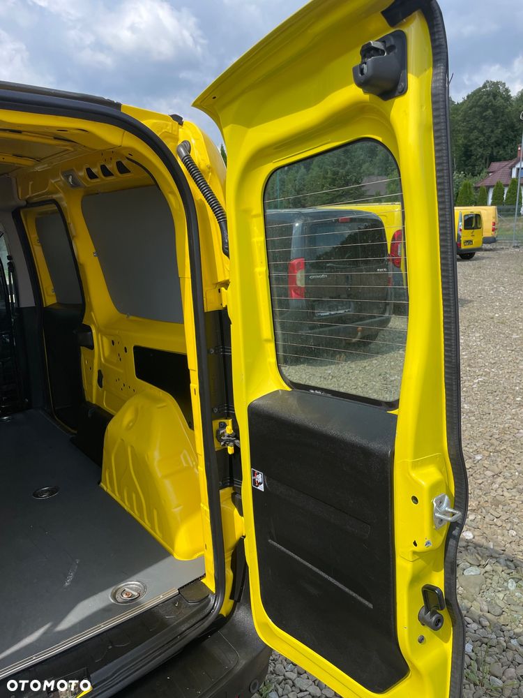 Fiat Doblo Maxi - 16