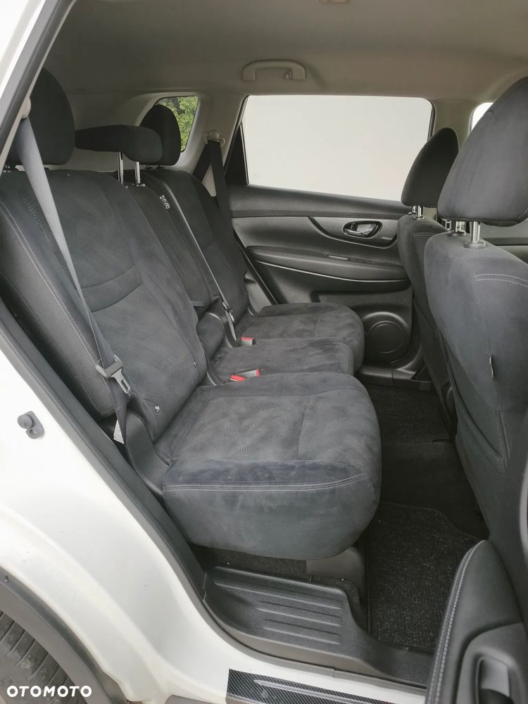 Nissan X-Trail 1.6 DCi N-Connecta 2WD EU6 - 17