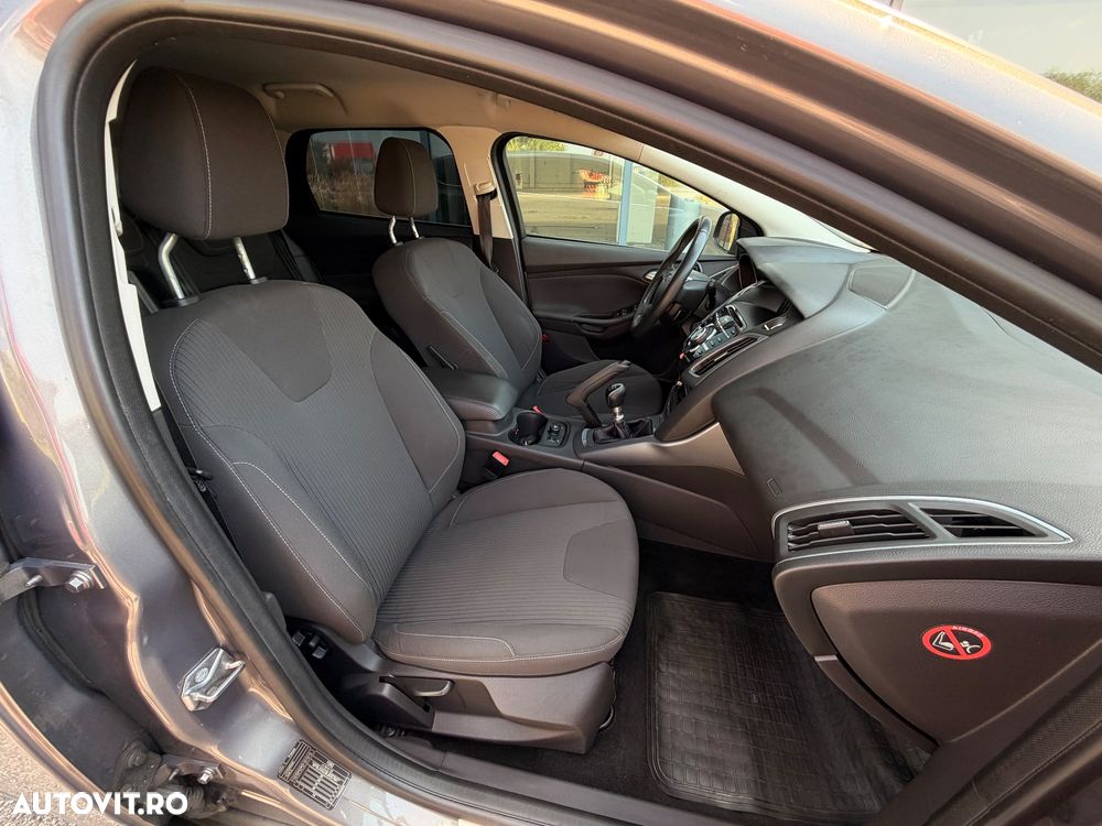 Ford Focus 1.6 EcoBoost Start-Stopp-System Titanium - 21