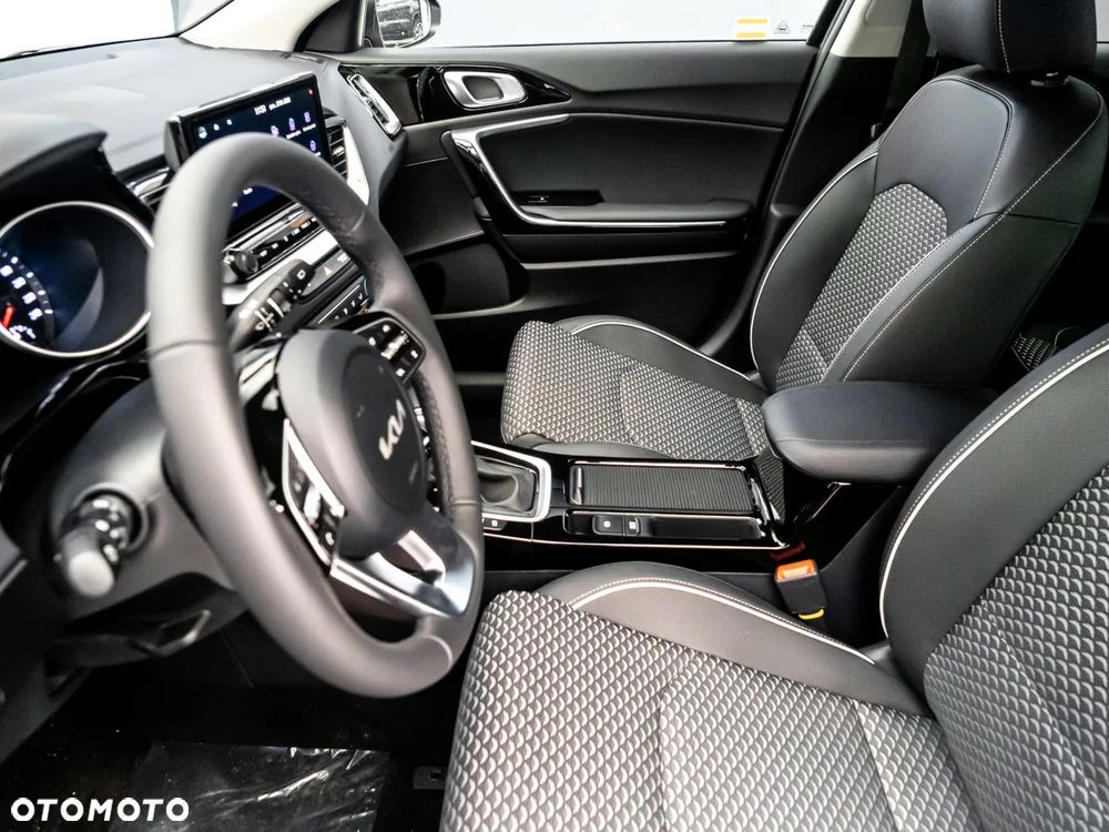 Kia XCeed 1.5 T-GDI L DCT - 29