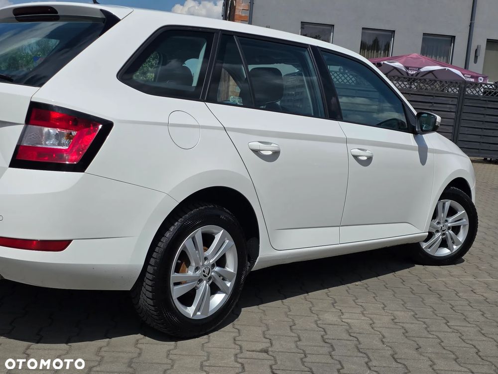 Skoda Fabia 1.0 TSI Ambition - 11