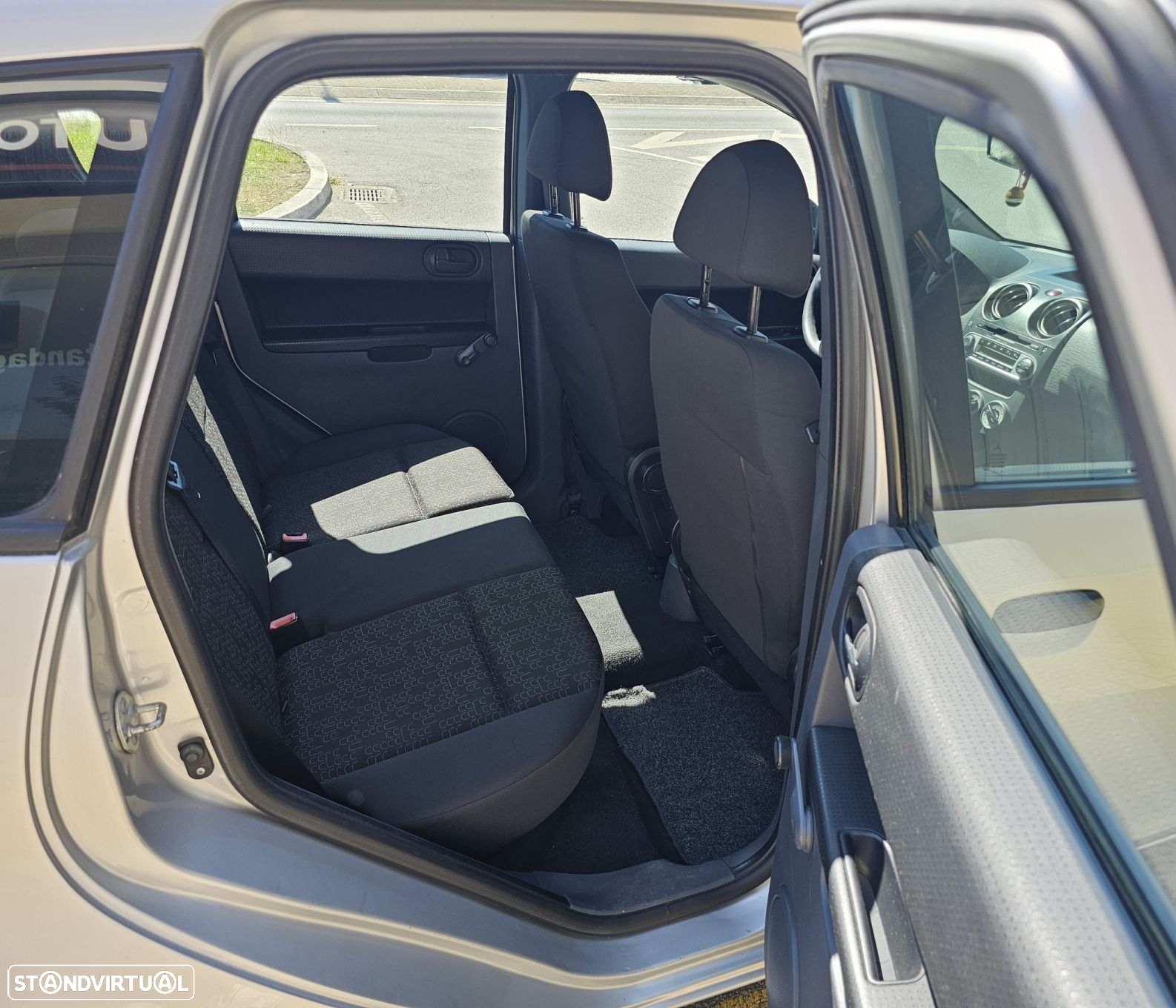 Mitsubishi Colt 1.1 Inform RCD/AC ClearTec - 11