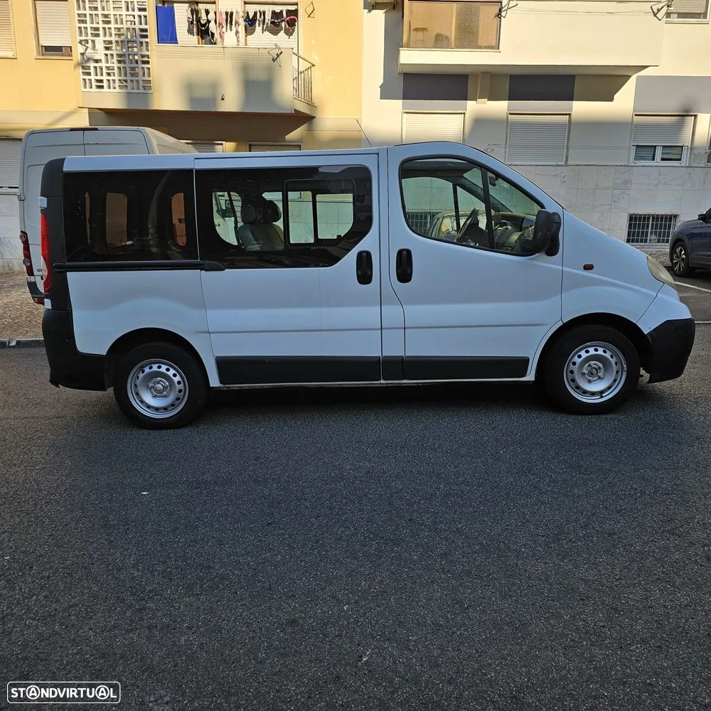 Opel Vivaro 2.0 CDTi L1H1 2.7T 6L - 3