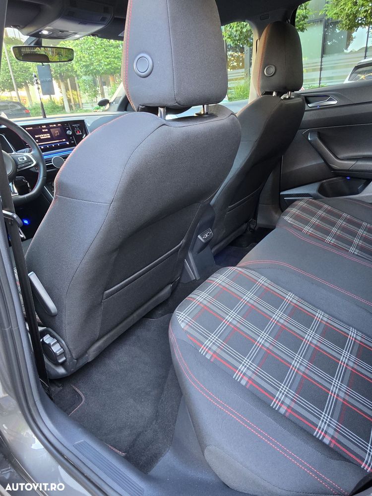 Volkswagen Polo - 15