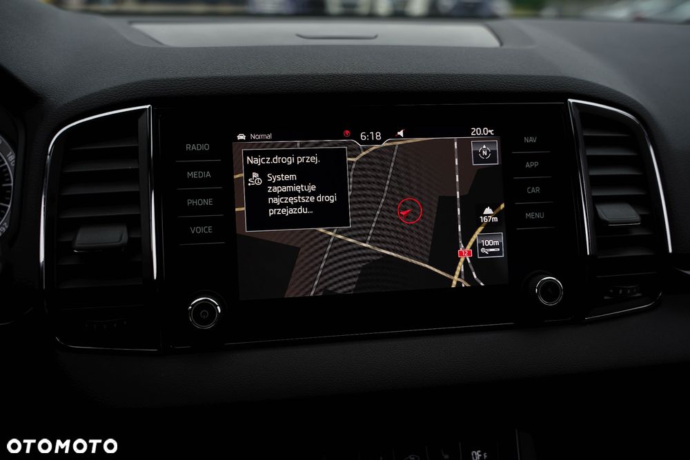 Skoda Karoq 1.5 TSI ACT GPF 4x2 Sportline - 24