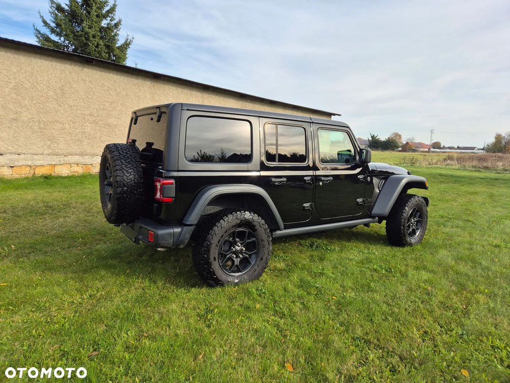 Jeep Wrangler - 24