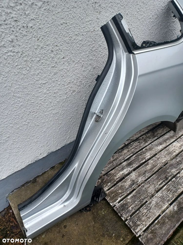 ĆWIARTKA BŁOTNIK LEWY TYŁ GOLF VI KOMBI - 2