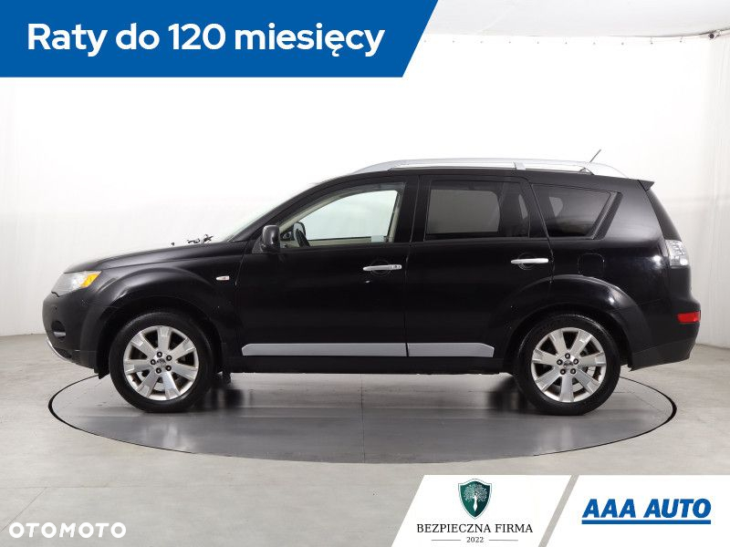 Mitsubishi Outlander - 3