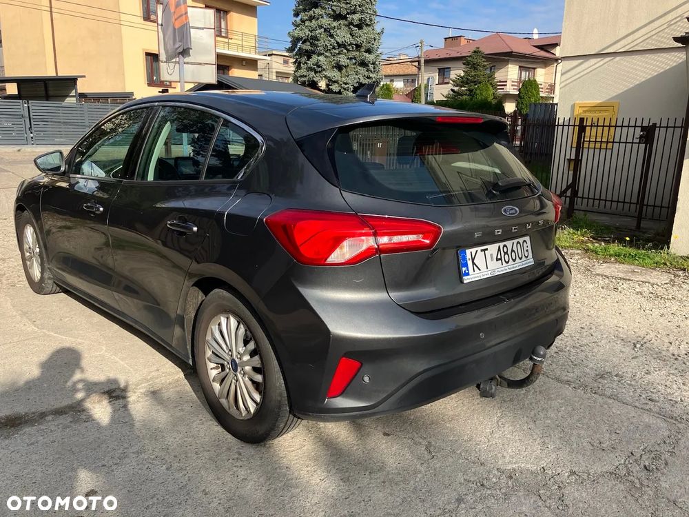 Ford Focus - 9