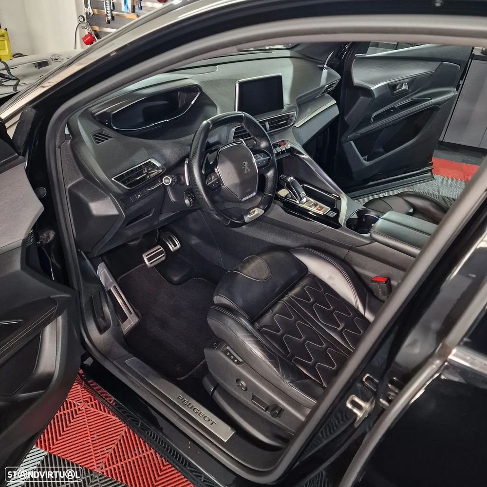 Peugeot 5008 2.0 BlueHDi GT Line EAT8 - 17