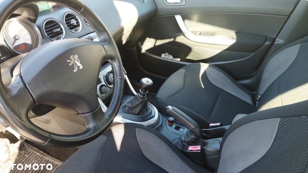 Peugeot 308 1.6 HDi Premium - 8
