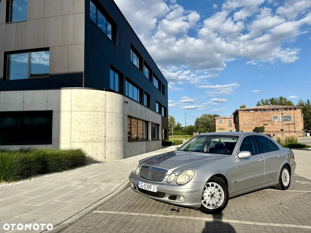 Mercedes-Benz Klasa E 200 CDI Classic DPF - 19