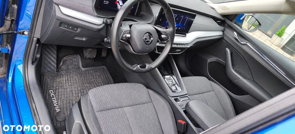 Skoda Octavia 2.0 TDI Style DSG - 10