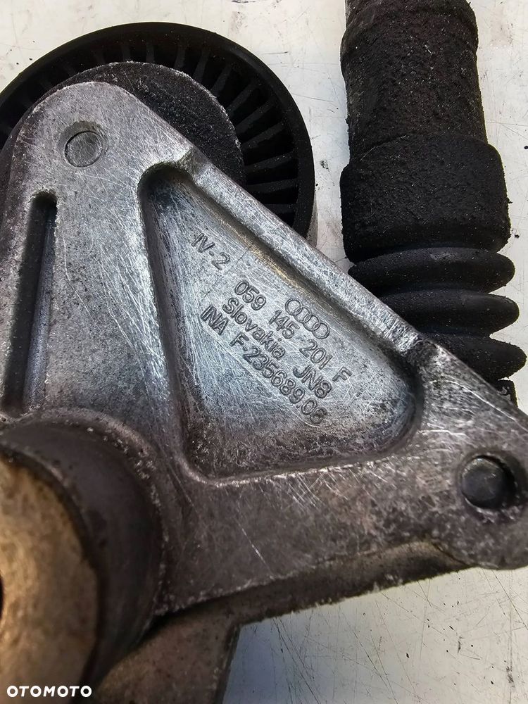NAPINACZ PASKA ROZRZĄDU AUDI A4 A5 A6 2.7 TDI 059145201F - 4