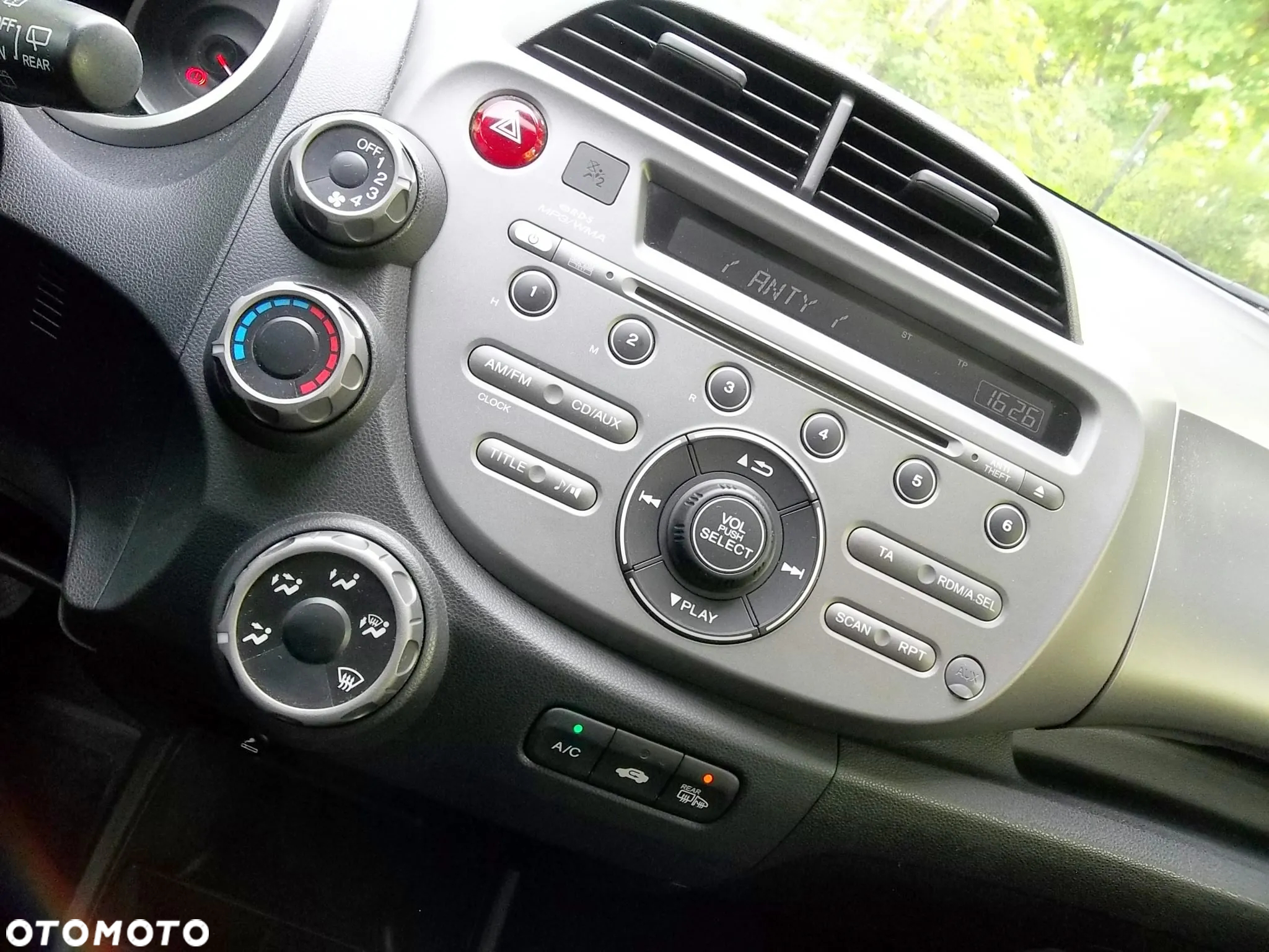 Honda Jazz 1.2 i-VTEC S - 13