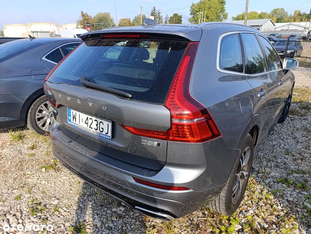 Volvo XC 60 D5 AWD R-Design - 3