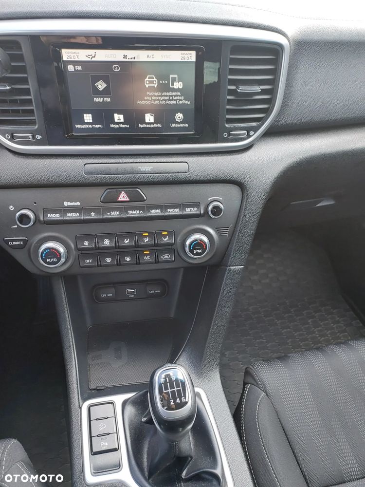 Kia Sportage 1.6 GDI Black Edition 2WD - 22