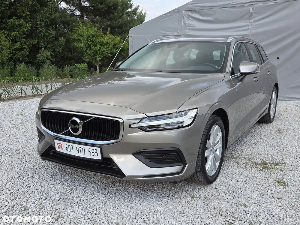 Volvo V60 D3 Momentum Pro - 22