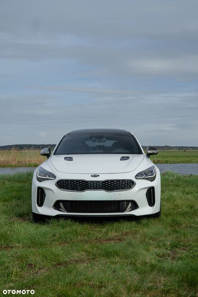 Kia Stinger - 5
