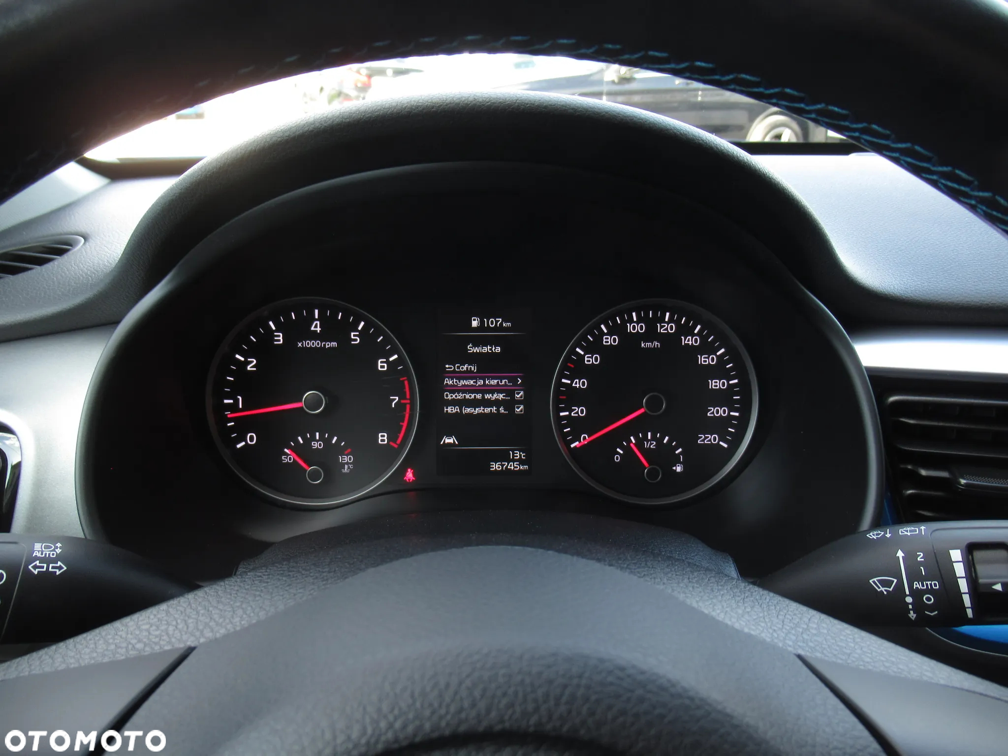 Kia Stonic 1.2 L Business Line - 33