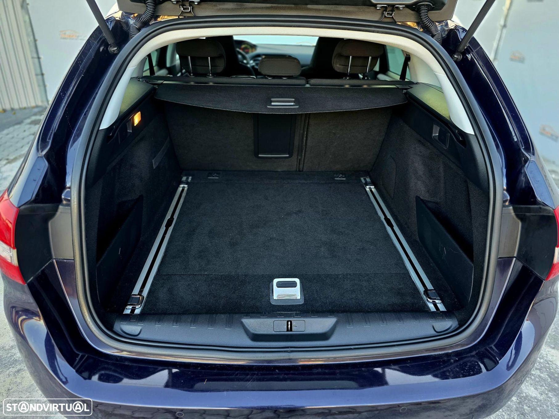 Peugeot 308 SW 1.6 BlueHDi Allure J17 - 16