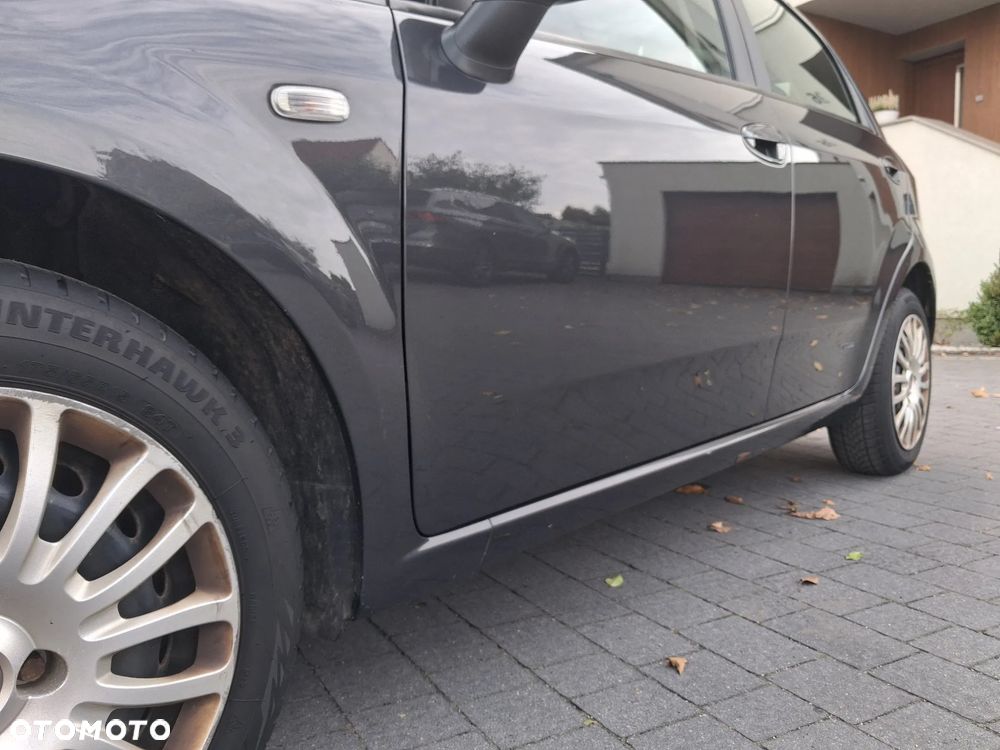 Fiat Grande Punto - 19