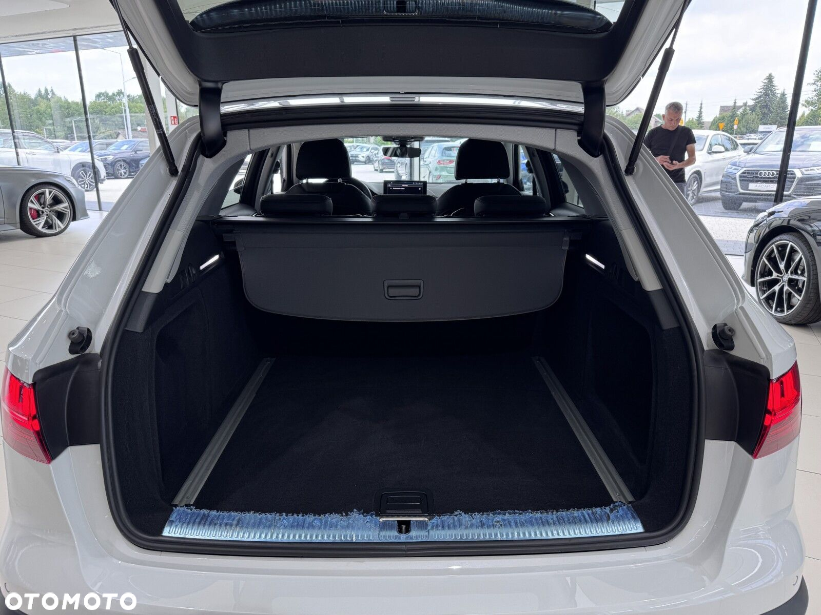 Audi A4 Allroad - 18