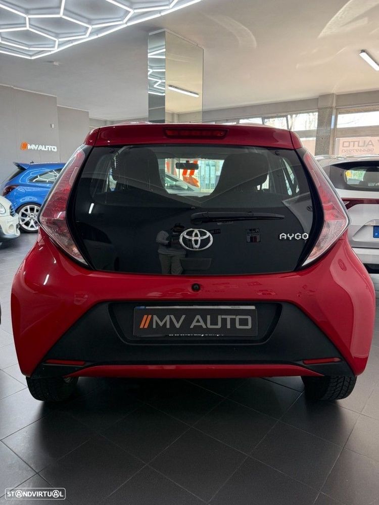 Toyota Aygo 1.0 X-Play - 4