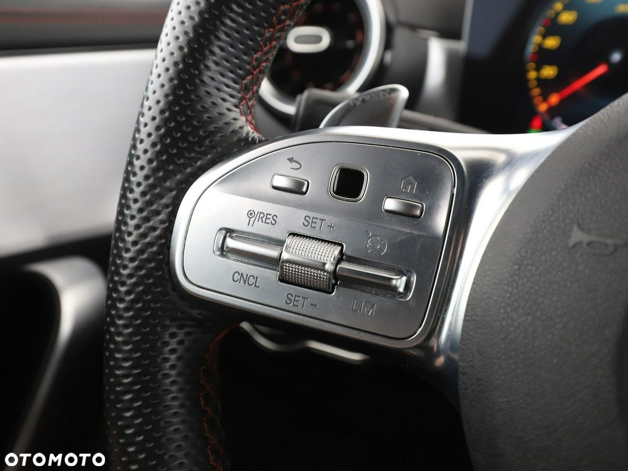 Mercedes-Benz CLA AMG 35 4Matic Shooting B AMG Speedshift 7G-DCT - 32