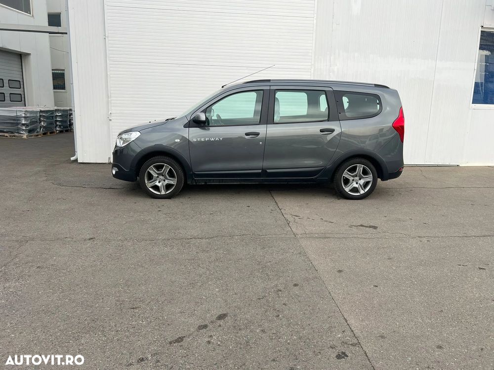 Dacia Lodgy 1.5 dCi 90 CP Stepway - 3