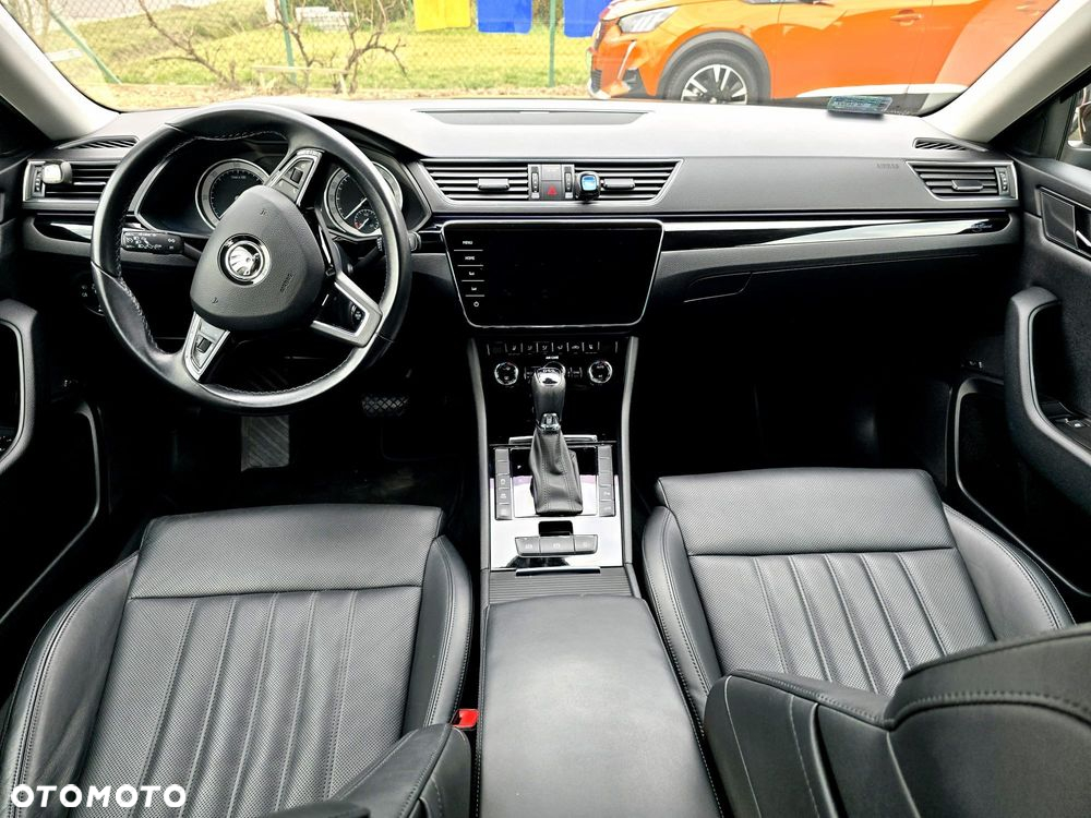 Skoda Superb 2.0 TDI L&K DSG - 12