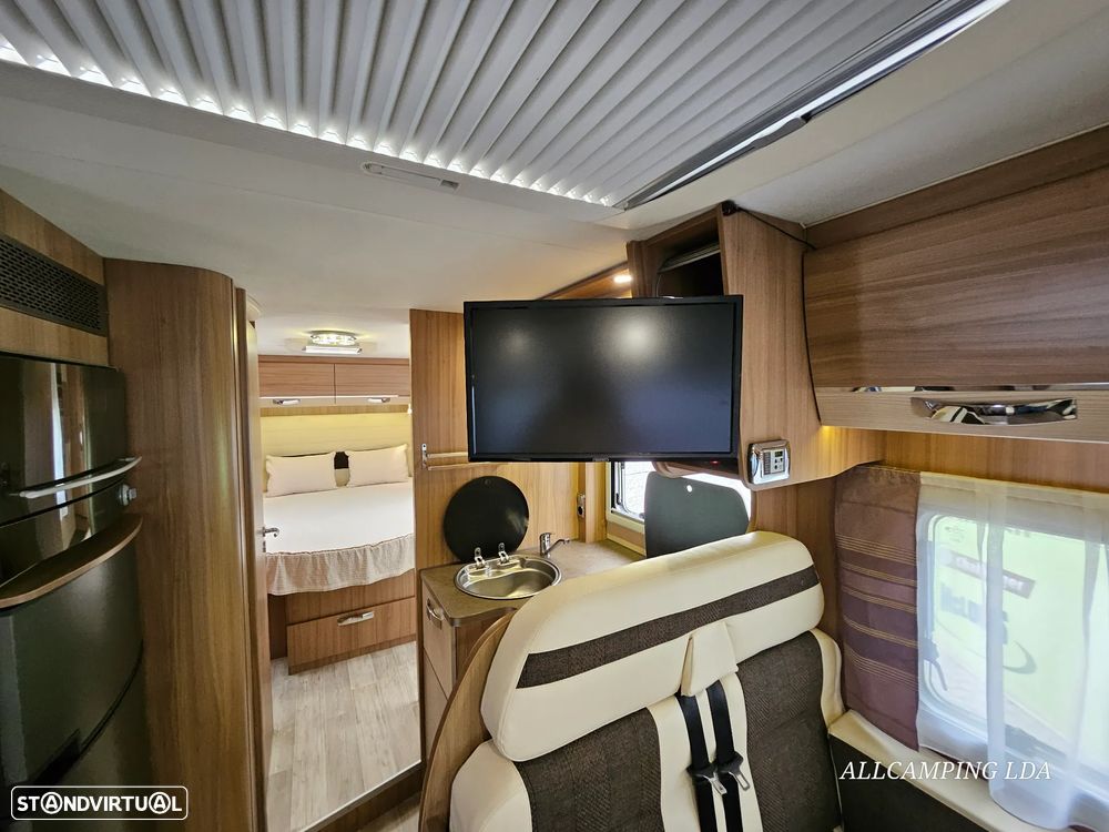 Pilote Aventura G740 CAMA CENTRAL/BASCULANTE - 50