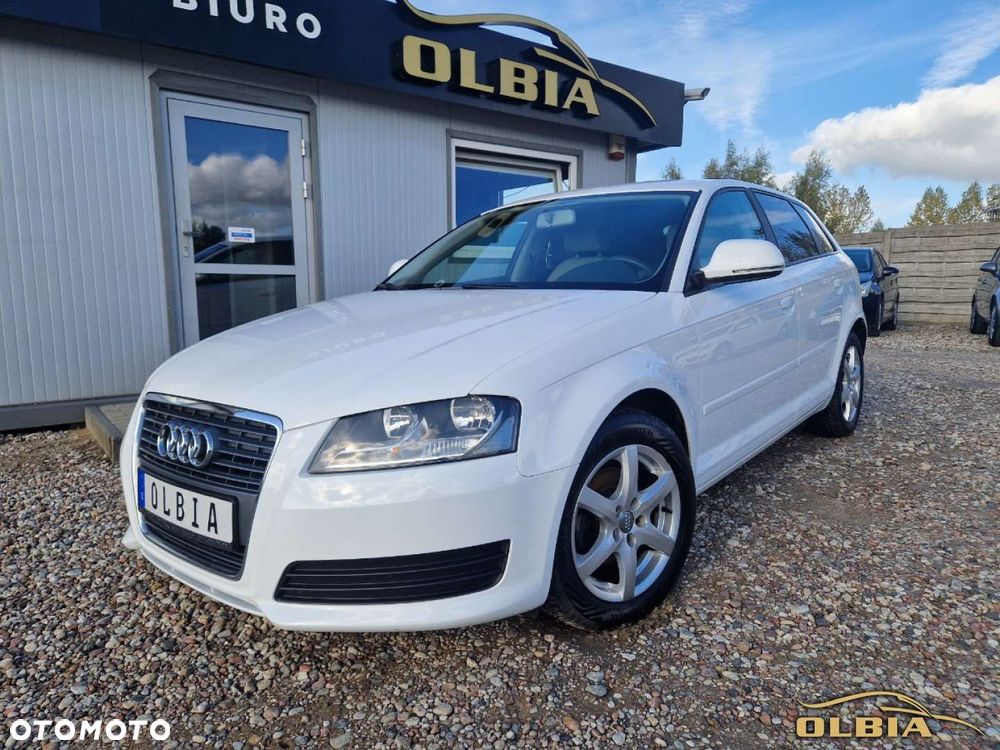 Audi A3 Sportback - 1