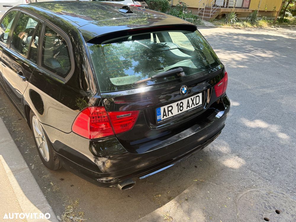 BMW 3 Series 2010 — imagine 6