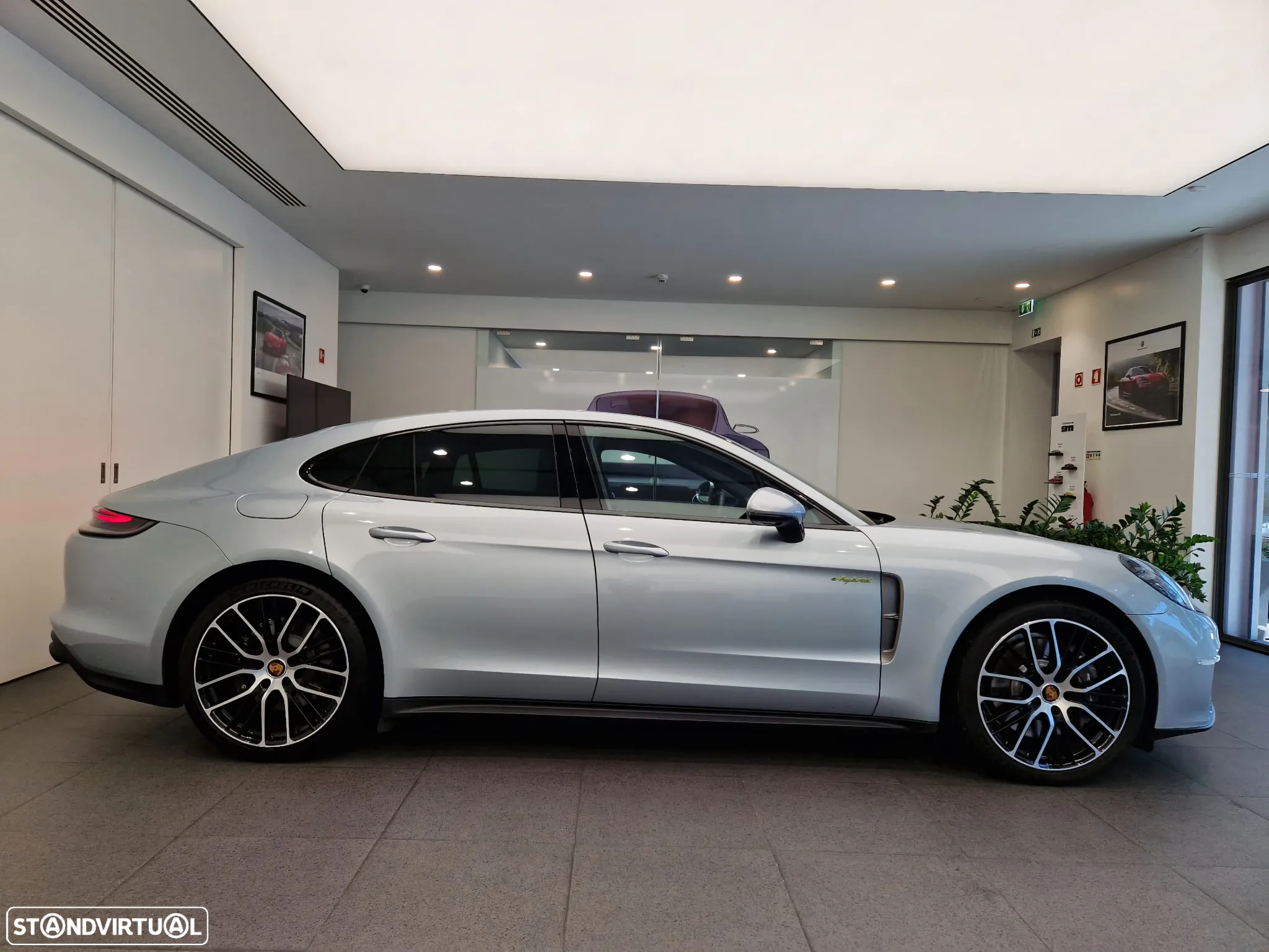 Porsche Panamera 4 E-Hybrid Platinum Edition com PDLS - 9