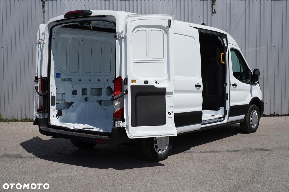 Ford Transit - 8
