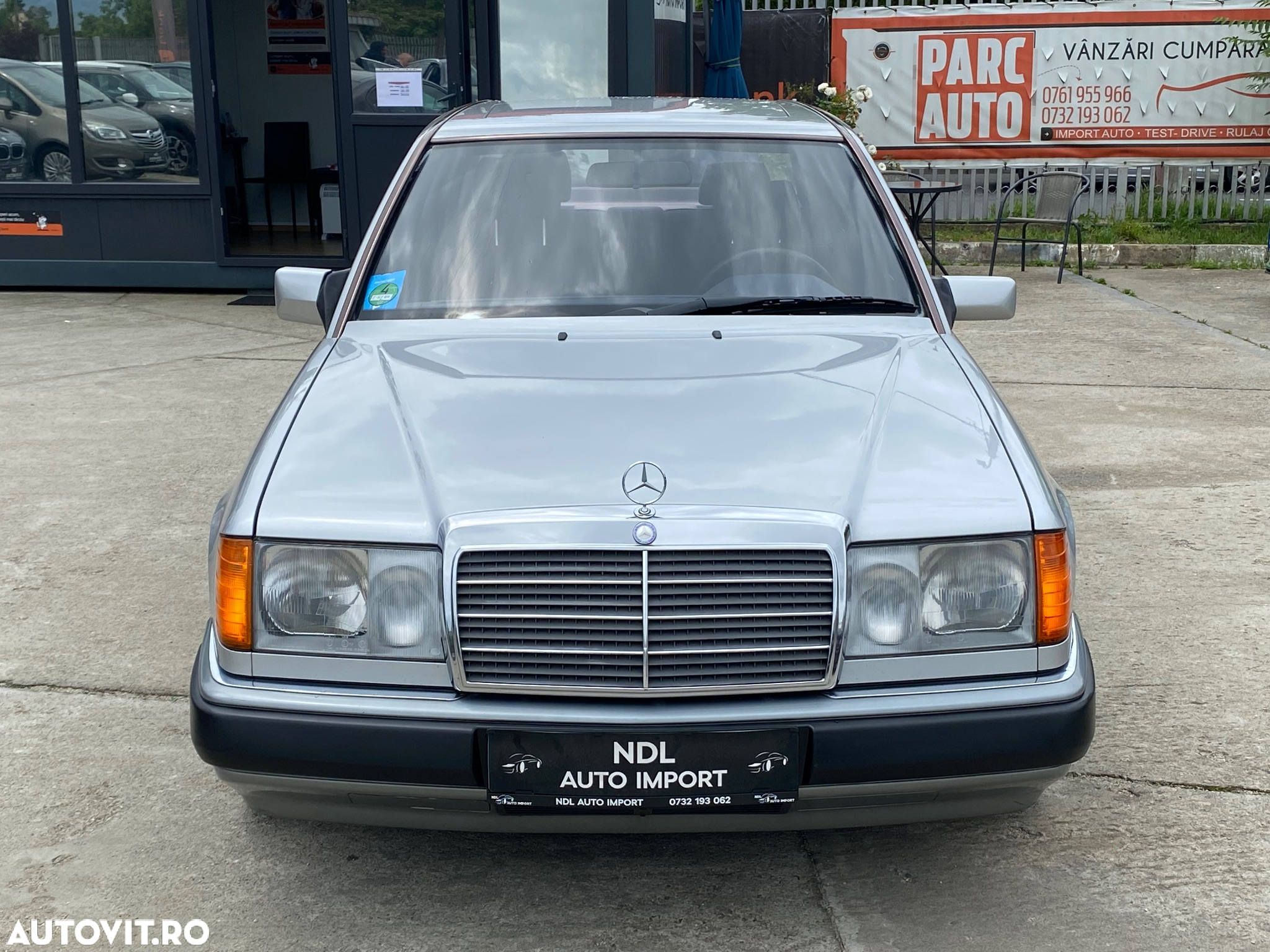Mercedes-Benz W124 - 4